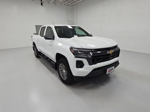 New 2025 Chevrolet Colorado LT w/ LT Convenience Package image 7