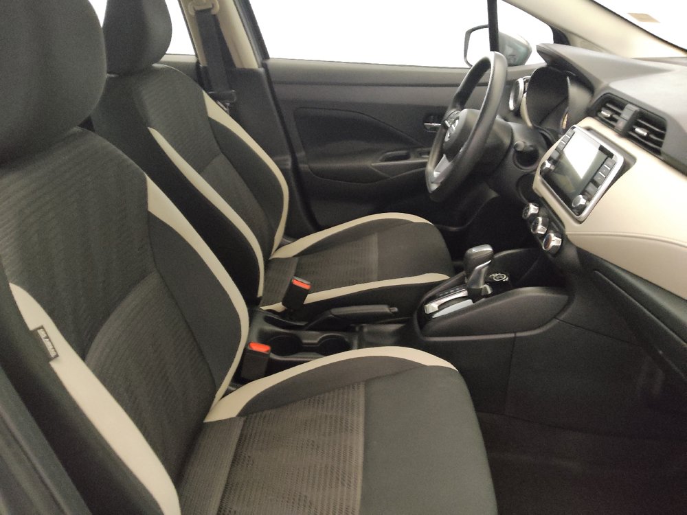 Used 2021 Nissan Versa SV FWD image 21