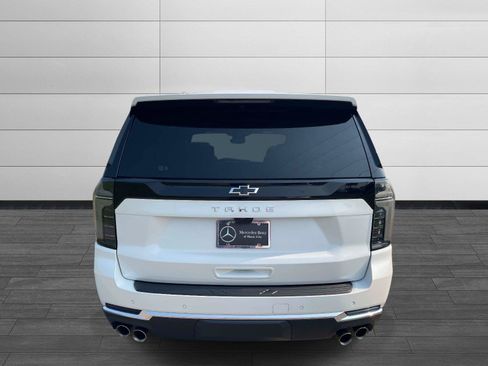Used 2025 Chevrolet Tahoe Premier AWD/4WD image 4