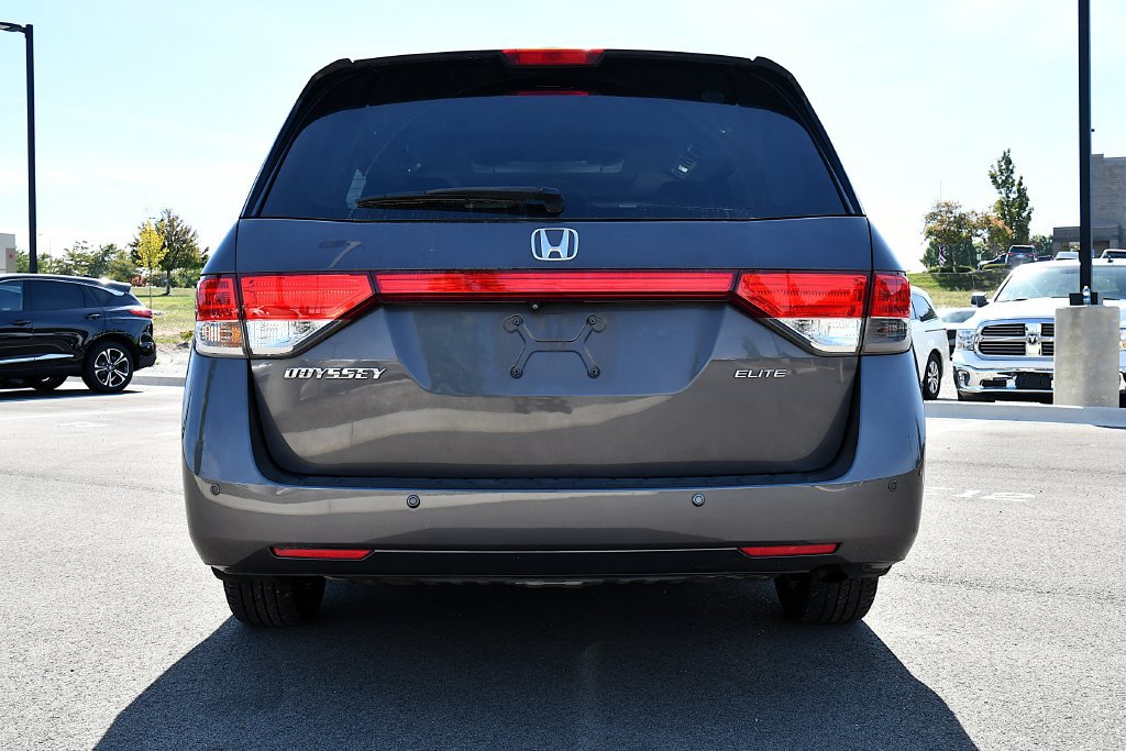 Used 2016 Honda Odyssey Touring Elite image 8
