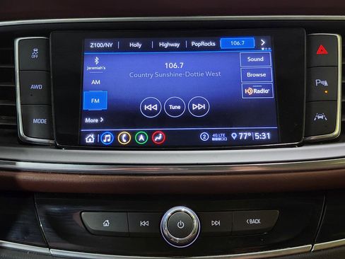 Used 2020 Buick Enclave Avenir w/ Avenir Technology Package AWD/4WD image 23