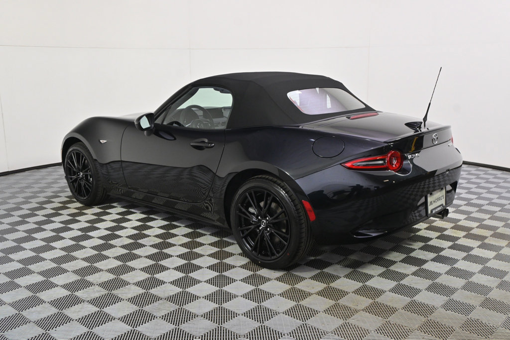 New 2026 MAZDA MX-5 Miata Club w/ Weather Package RWD image 3
