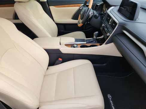 Certified 2021 Lexus RX 350 FWD w/ Premium Package image 18