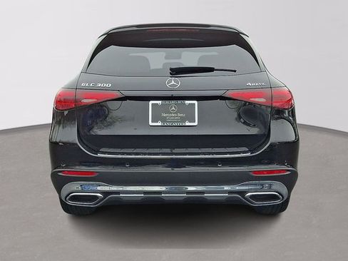 Used 2026 Mercedes-Benz GLC 300 4MATIC image 5