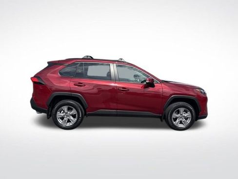 Used 2022 Toyota RAV4 XLE image 6