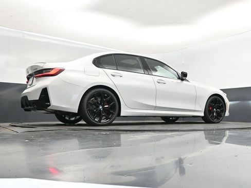 New 2026 BMW 330i Sedan w/ M Sport Package image 42