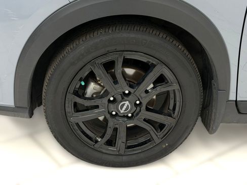 Used 2024 Nissan Kicks SR w/ SR Premium Package FWD image 10