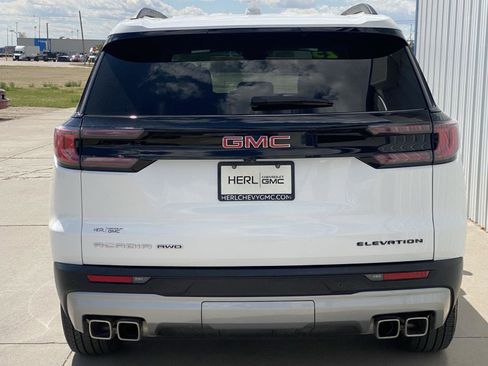 Used 2025 GMC Acadia Elevation AWD/4WD image 6