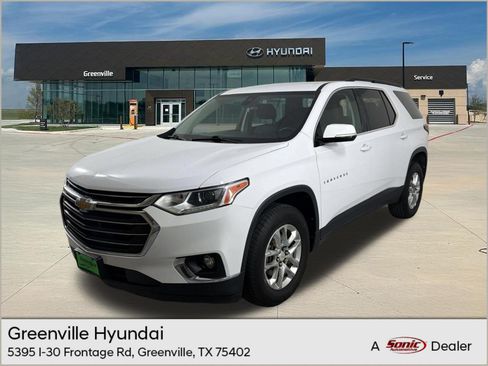 Used 2020 Chevrolet Traverse LT FWD image 1