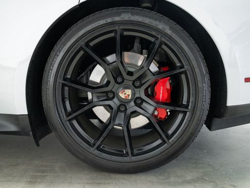 Used 2022 Porsche Taycan GTS AWD/4WD image 10