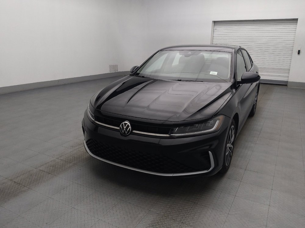 Used 2025 Volkswagen Jetta SE FWD image 15