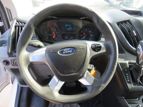 Used 2019 Ford Transit 250 148 Medium Roof RWD image 10