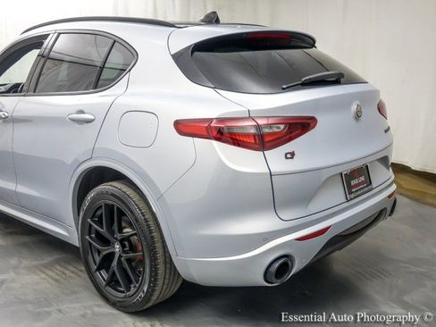 Used 2020 Alfa Romeo Stelvio Ti Sport w/ Quick Order Package 22S Sport AWD/4WD image 9