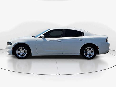 Used 2021 Dodge Charger SXT w/ Leather Interior Group RWD image 7
