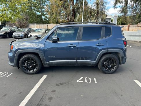 Used 2020 Jeep Renegade Altitude image 2