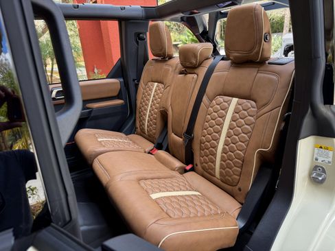 Used 2025 Ford Bronco Raptor AWD/4WD image 26