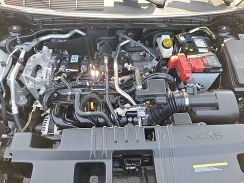 Certified 2025 Nissan Kicks SR w/ Illumination Package FWD image 22