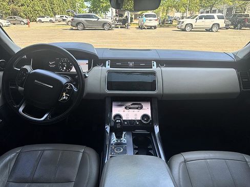 Used 2018 Land Rover Range Rover Sport HSE image 19