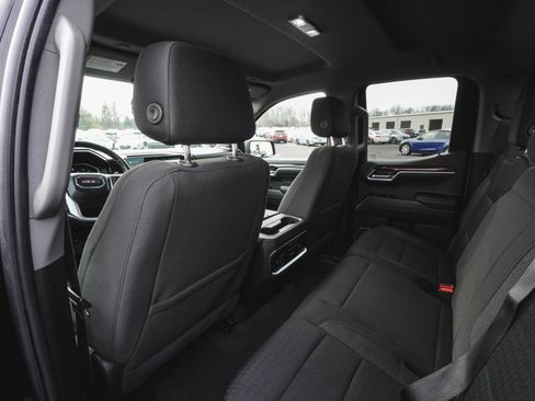 Used 2022 GMC Sierra 1500 Elevation image 32