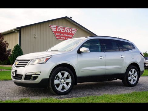 Used 2017 Chevrolet Traverse LT w/ Style and Technology Package AWD/4WD image 1
