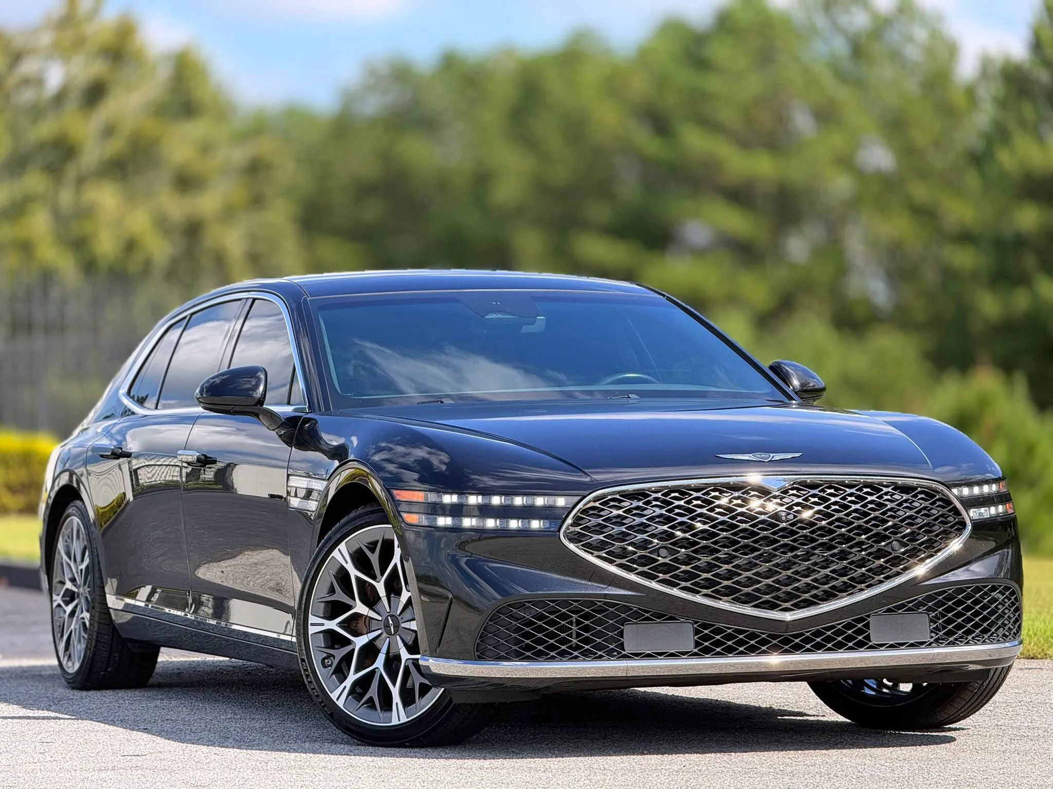 Used 2023 Genesis G90 3.5T AWD/4WD image 4