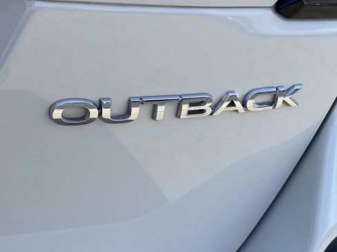 Used 2021 Subaru Outback Premium image 7