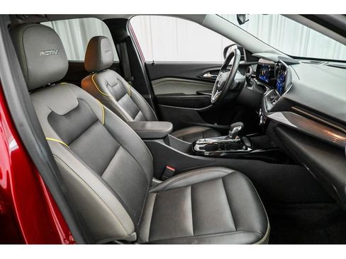Used 2024 Chevrolet Trax ACTIV FWD image 15