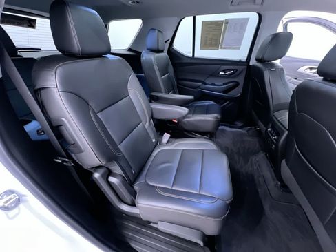 Used 2020 Chevrolet Traverse RS AWD/4WD image 39