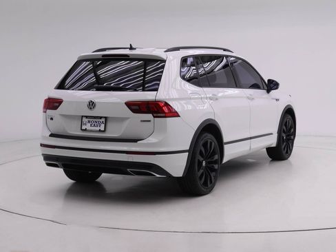 Used 2021 Volkswagen Tiguan SE R-Line w/ 3rd Row Seat Package AWD/4WD image 2
