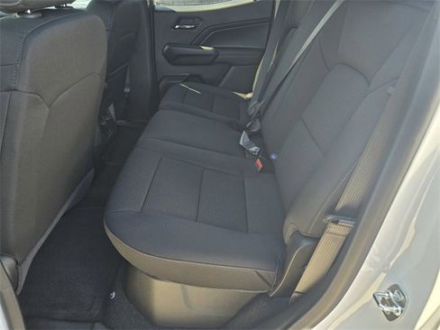 New 2026 GMC Canyon Elevation w/ Convenience Package image 9