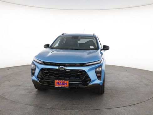 Certified 2025 Chevrolet Trax ACTIV w/ Driver Confidence Package FWD image 4