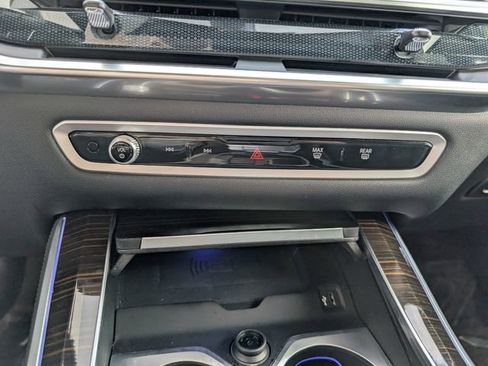 Used 2024 BMW X5 xDrive40i image 18