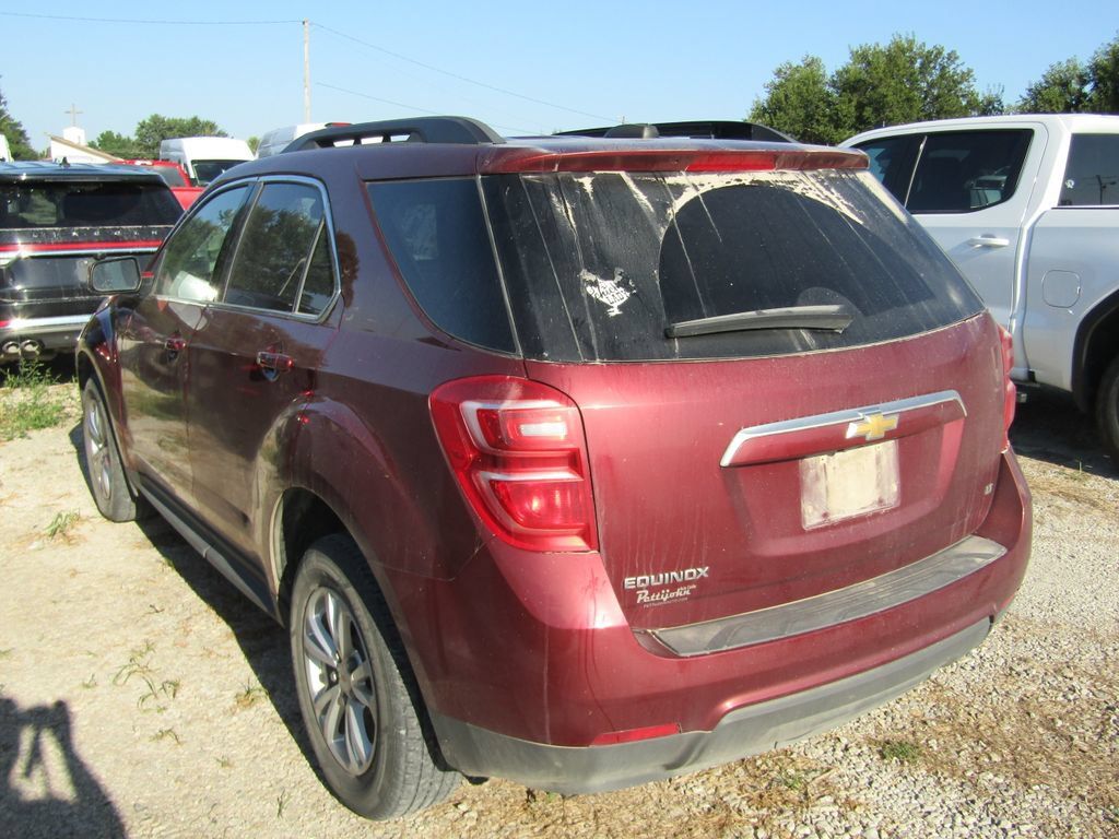 Used 2017 Chevrolet Equinox LT w/ Convenience Package FWD image 3