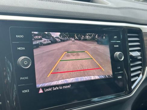 Used 2023 Volkswagen Atlas SE FWD image 19