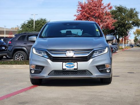 Used 2019 Honda Odyssey Touring image 2