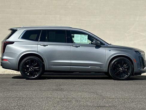 Certified 2024 Cadillac XT6 Premium Luxury image 3