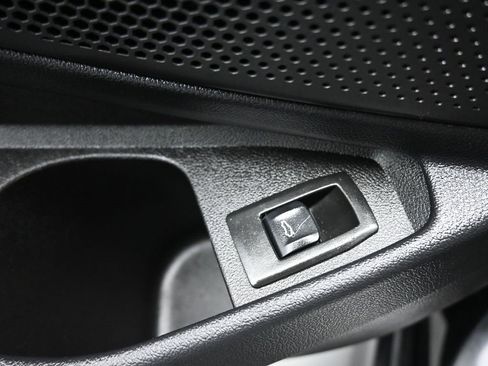 Used 2020 BMW 330i xDrive Sedan w/ Premium Package image 11