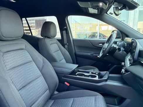 Used 2026 Chevrolet Equinox LT w/ LPO, Floor Liner Package FWD image 24