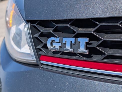 Used 2017 Volkswagen GTI 4-Door FWD image 29