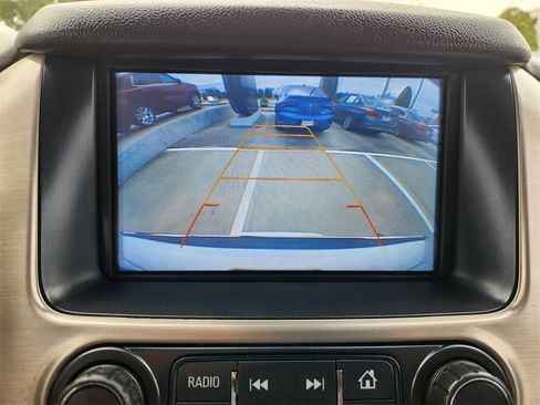 Used 2017 GMC Yukon XL Denali w/ Open Road Package image 17