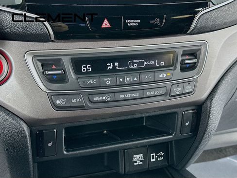 Used 2022 Honda Pilot Sport image 22