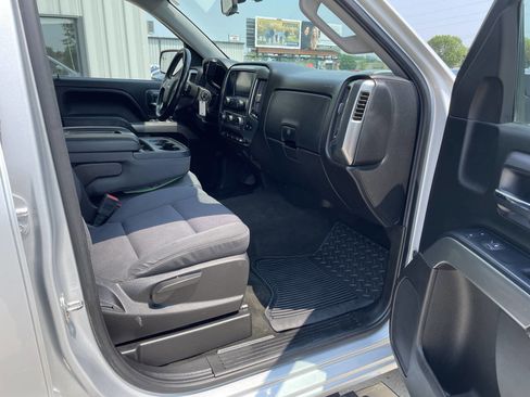 Used 2018 Chevrolet Silverado 1500 LT w/ All Star Edition image 11