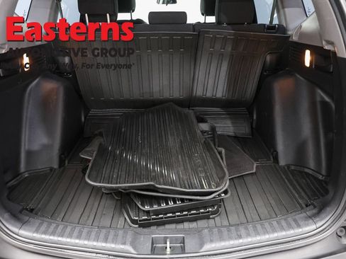 Used 2020 Honda CR-V LX image 9