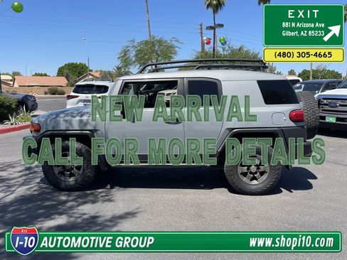 Used 2007 Toyota FJ Cruiser 4WD image 2