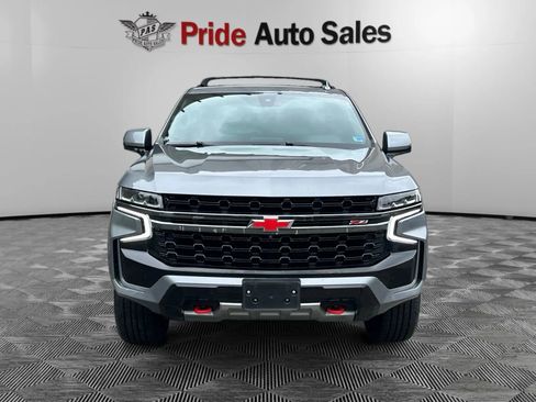 Used 2021 Chevrolet Tahoe Z71 w/ Z71 Signature Package AWD/4WD image 2