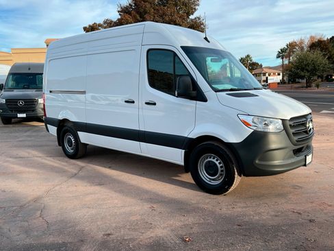 New 2026 Mercedes-Benz Sprinter 2500 image 7