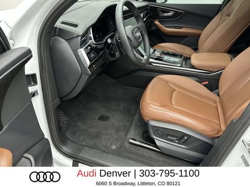 Used 2023 Audi Q7 3.0T Prestige AWD/4WD image 11