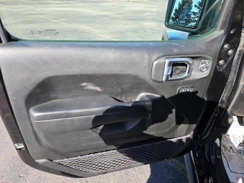 Used 2023 Jeep Wrangler Unlimited Rubicon 4xe image 20