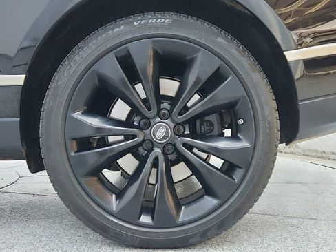 Used 2021 Land Rover Range Rover Autobiography Fifty Edition image 14