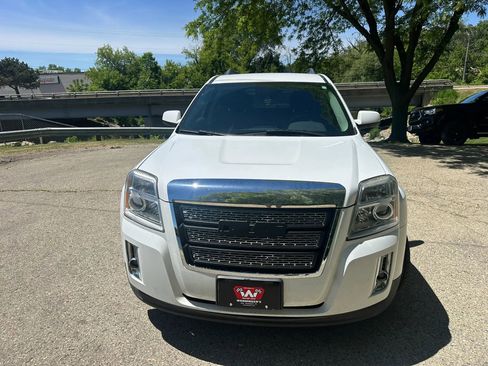 Used 2014 GMC Terrain SLE w/ Convenience Package AWD/4WD image 3